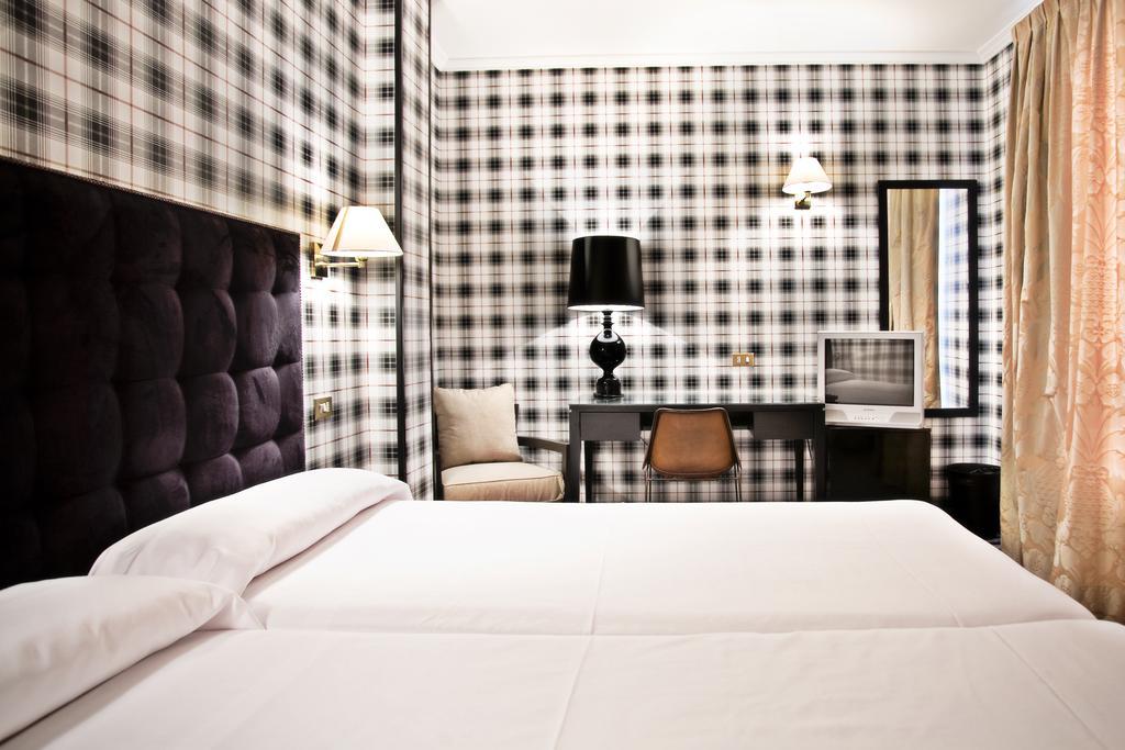 Hotel Clarin Oviedo Cameră foto